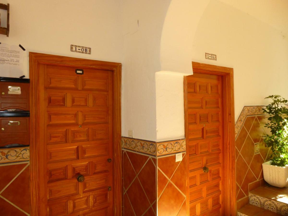 Apartment Sleep & Shower In A Typical District *
